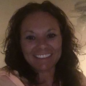 Meet your Posher, Stacy